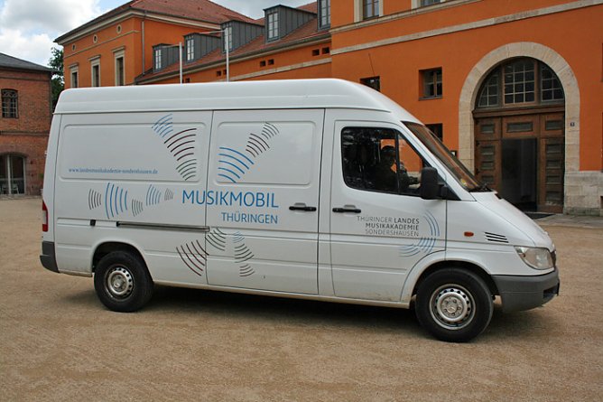 MusikMobil beim 3. Ilfelder Aktivtag (Foto: Th&uuml;ringer Landesmusikakademie)