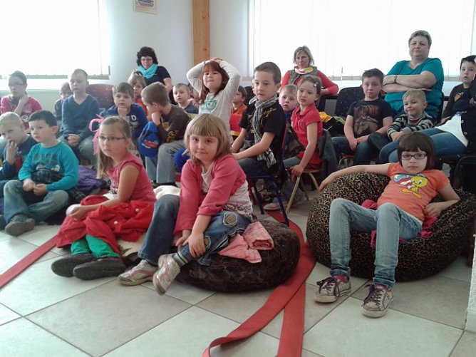 Welttag des Buches (Foto: Mehrgenerationenhaus Roßleben) Welttag des Buches (Foto: Mehrgenerationenhaus Roßleben)