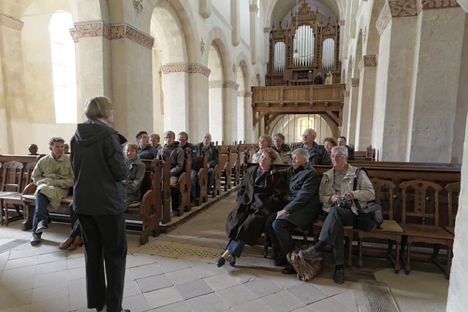 Zugunsten der alten Dame (Foto: Roland Voigt) Zugunsten der alten Dame (Foto: Roland Voigt)