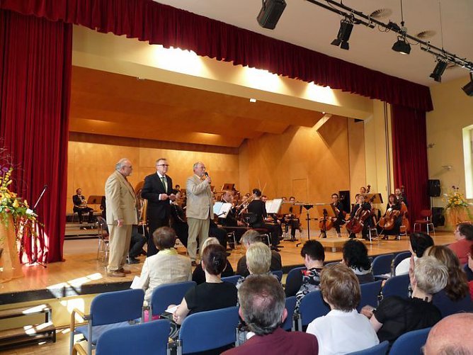 Ein musikalisch guter Laune Gruß (Foto: Karl-Heinz Herrmann) Ein musikalisch guter Laune Gruß (Foto: Karl-Heinz Herrmann)