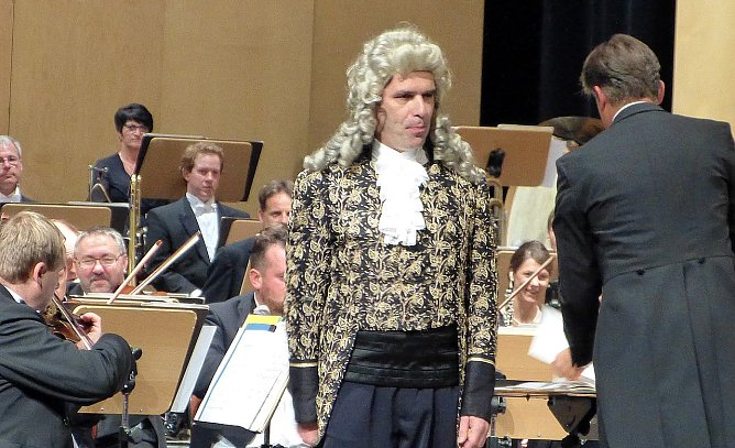 Thomas Kohl im Loh-Konzert 2012 (Foto: B. Susemihl) Thomas Kohl im Loh-Konzert 2012 (Foto: B. Susemihl)