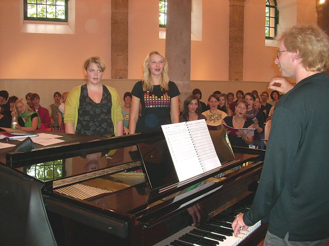 Chorprobe Landesmusikakademie (Foto: Karl-Heinz Herrmann)