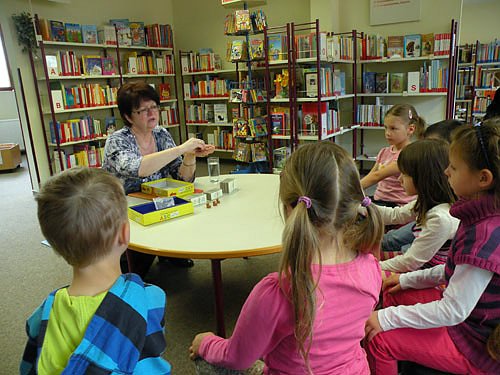 Sich schlau gemacht! (Foto: Kita Käferland) Sich schlau gemacht! (Foto: Kita Käferland)
