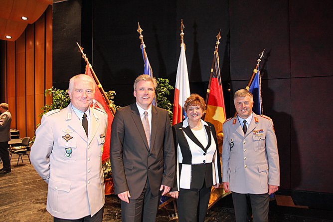 Bundeswehr bietet Perspektive (Foto: Daniel Jurkowski) Bundeswehr bietet Perspektive (Foto: Daniel Jurkowski)