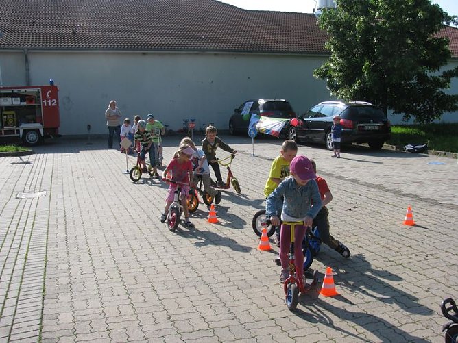 Sicheres Verhalten im Stra&szlig;enverkehr (Foto: Bernd M&uuml;ller)