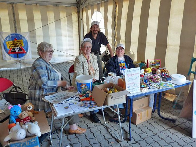 Auftakt am K&ouml;nigsstuhl (Foto: Karl-Heinz Herrmann)