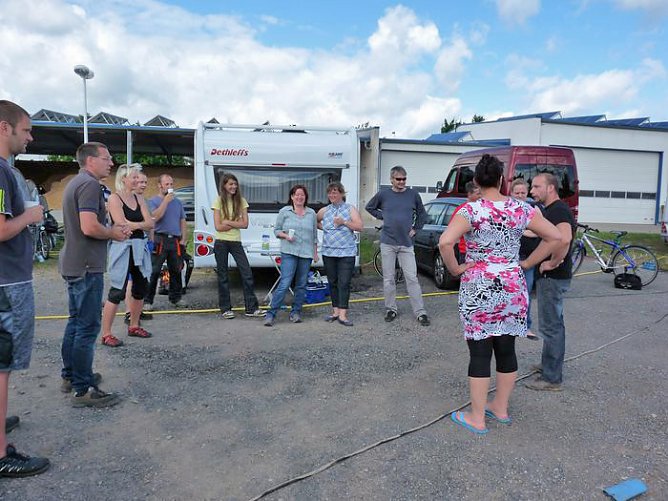 Zelte aufgebaut (Foto: Karl-Heinz Herrmann) Zelte aufgebaut (Foto: Karl-Heinz Herrmann)