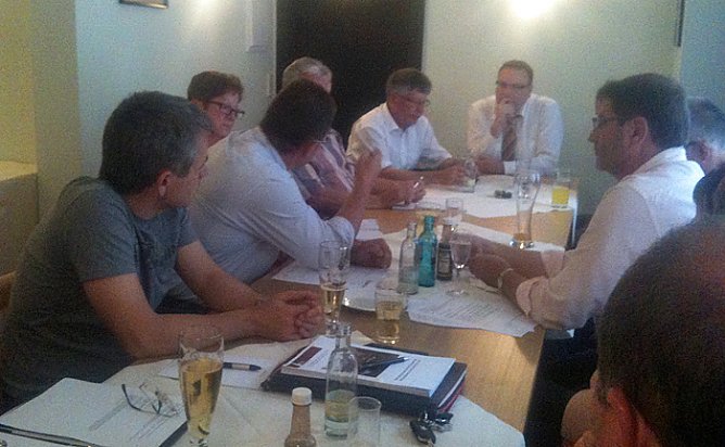 Erfahrungen ausgetauscht (Foto: CDU Kyffhäuserkreis) Erfahrungen ausgetauscht (Foto: CDU Kyffhäuserkreis)