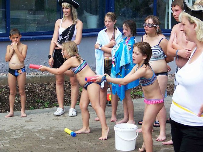 Gro&szlig;es Piratenfest (Foto: Kyffh&auml;usertherme)