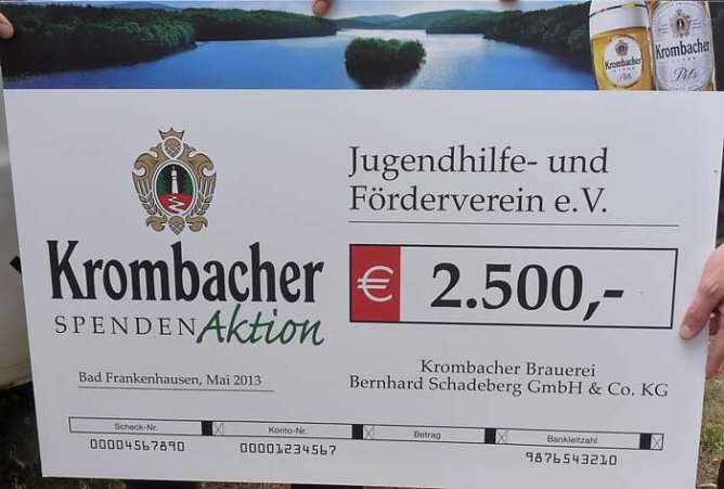 Spende f&uuml;r Spielmobil (Foto: Karl-Heinz Herrmann)