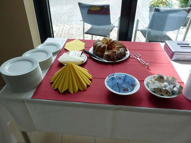 Kaffee und Kuchen (2) (Foto: Karl-Heinz Herrmann)