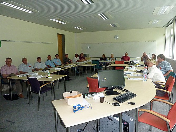 Schulung Katastrophenschutz-Stab in Ahrweiler (Foto: Landratsamt Kyffhäuserkreis) Schulung Katastrophenschutz-Stab in Ahrweiler (Foto: Landratsamt Kyffhäuserkreis)