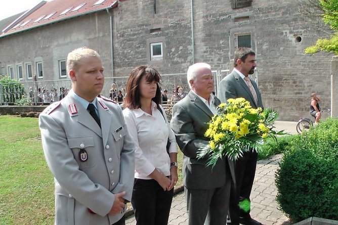 Mit Umzug gefeiert (Foto: Karl-Heinz Herrmann)