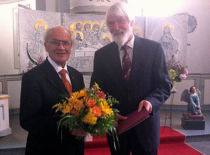 Ehrennadel verliehen (Foto: Landesmusikrat)