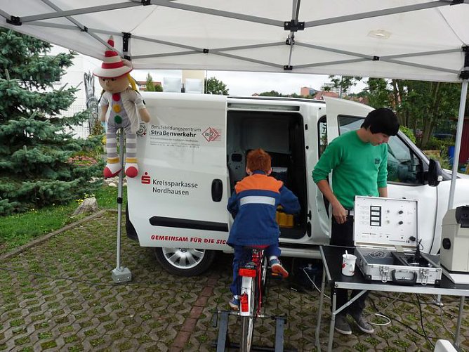 Ampelinchen passte auf (Foto: Karl-Heinz Herrmann)