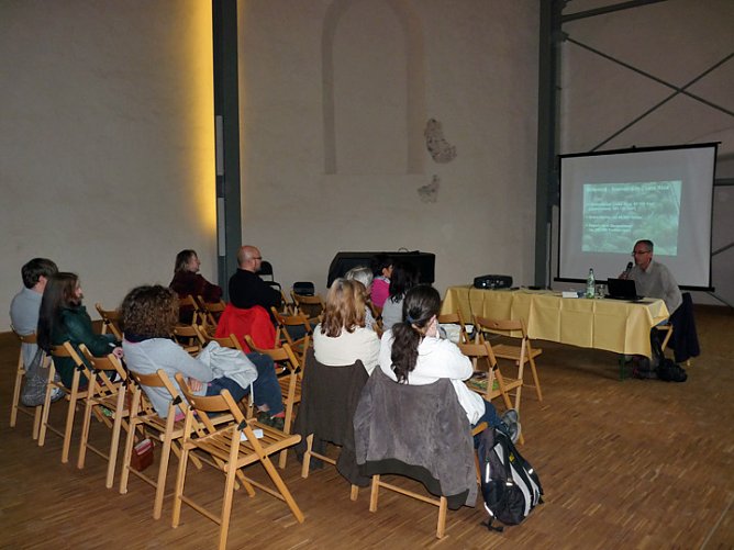 Fair Einkaufen (Foto: Karl-Heinz Herrmann) Fair Einkaufen (Foto: Karl-Heinz Herrmann)