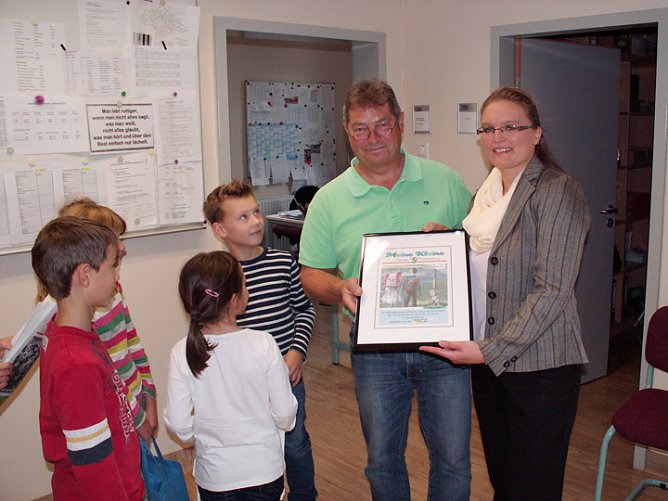 Zeitungspatenschaft verlängert (Foto: Stadtwerke Sondershausen) Zeitungspatenschaft verlängert (Foto: Stadtwerke Sondershausen)