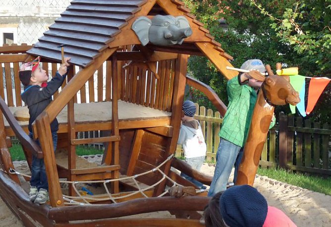 Arche Noah 20 Jahr Haus 2 (Foto: Karl-Heinz Herrmann) Arche Noah 20 Jahr Haus 2 (Foto: Karl-Heinz Herrmann)