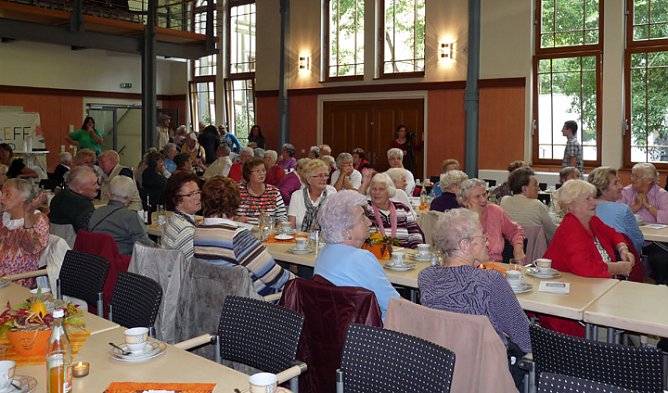 Soziale Projekte in Angriff genommen (Foto: Karl-Heinz Herrmann) Soziale Projekte in Angriff genommen (Foto: Karl-Heinz Herrmann)