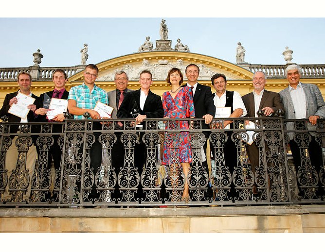 Krieger und Schramm (Foto: Krieger + Schramm) Krieger und Schramm (Foto: Krieger + Schramm)