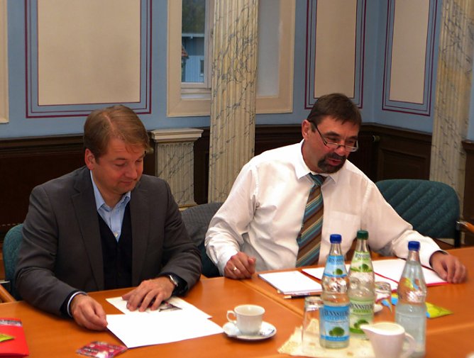 2015 Carmen im Schlosshof (Foto: Birgit Susemihl) 2015 Carmen im Schlosshof (Foto: Birgit Susemihl)