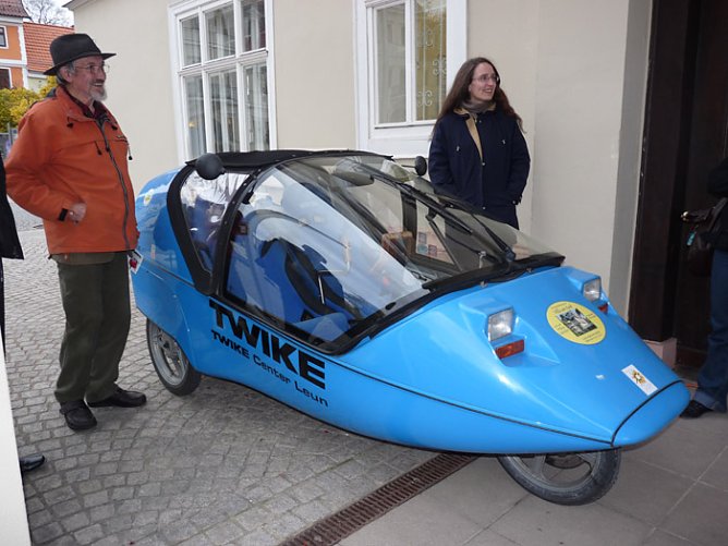 Elekroauto in Sondershausen (Foto: Karl-Heinz Herrmann)