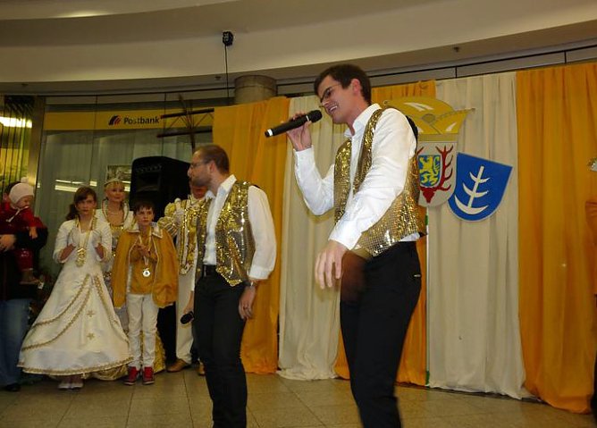 Galerie aufgemischt (Foto: Karl-Heinz Herrmann) Galerie aufgemischt (Foto: Karl-Heinz Herrmann)