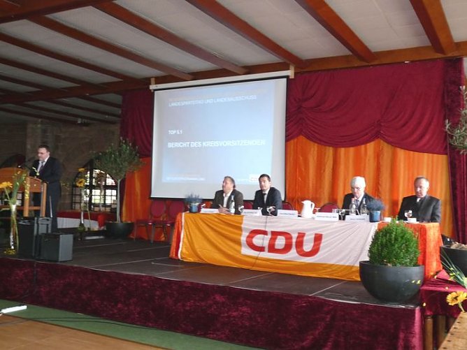 Kreisparteitag des CDU Kyffhäuserkreis (Foto: Karl-Heinz Herrmann) Kreisparteitag des CDU Kyffhäuserkreis (Foto: Karl-Heinz Herrmann)
