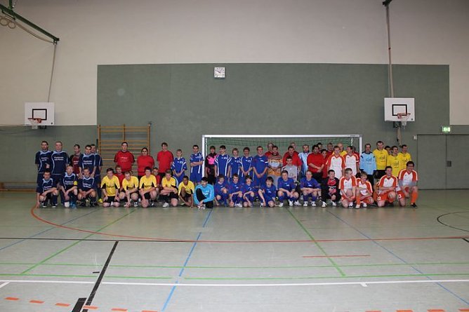 XV.Sondersh&auml;user-Hallenfu&szlig;ballturnier (Foto: Karl-Heinz Herrmann)