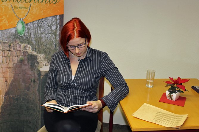 Erstlingswerk vorgestellt (Foto: Karl-Heinz Herrmann)