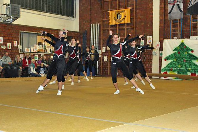 Jubil&auml;ums Weihnachtsturnen (2) (Foto: Karl-Heinz Herrmann)