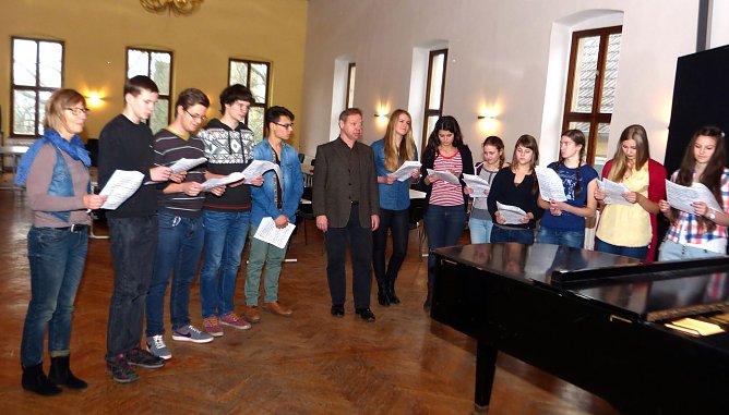 Gemeinsames Singen (Foto: B. Susemihl) Gemeinsames Singen (Foto: B. Susemihl)