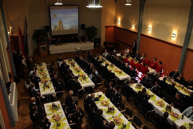 Fluthelfer geehrt (Foto: Karl-Heinz Herrmann)