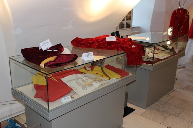 Narren im Regionalmuseum (Foto: Karl-Heinz Herrmann)