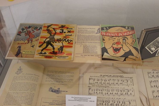 Narren im Regionalmuseum (Foto: Karl-Heinz Herrmann)