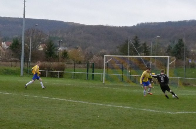 Eintracht Sondershausen II - VfB Artern (Foto: Karl-Heinz Herrmann)