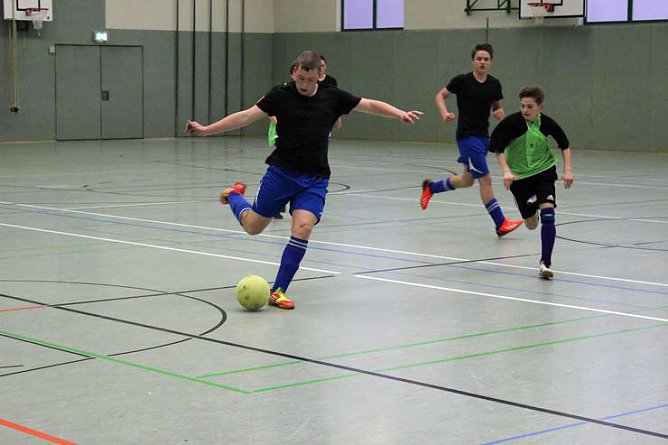 3. Finale der Kyffhäuser Fußballnacht (Foto: Karl-Heinz Herrmann) 3. Finale der Kyffhäuser Fußballnacht (Foto: Karl-Heinz Herrmann)