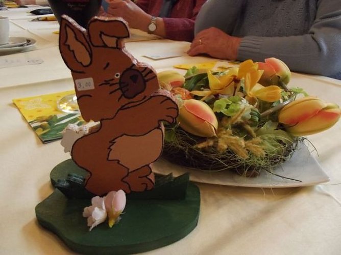Osterfeier mit kleinen Überraschungen (Foto: Thomas Leipold) Osterfeier mit kleinen Überraschungen (Foto: Thomas Leipold)