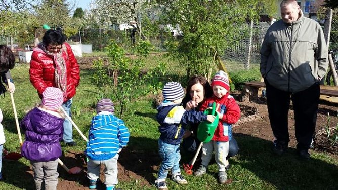 Fertigstellung des Projektes Zwergengarten (Foto: Landratsamt Kyffhäuserkreis) Fertigstellung des Projektes Zwergengarten (Foto: Landratsamt Kyffhäuserkreis)
