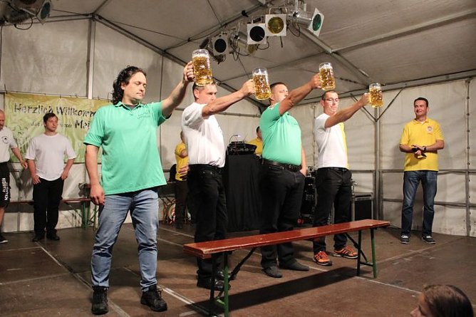 Maibaumkönig kommt aus Duisburg (Foto: Karl-Heinz Herrmann) Maibaumkönig kommt aus Duisburg (Foto: Karl-Heinz Herrmann)