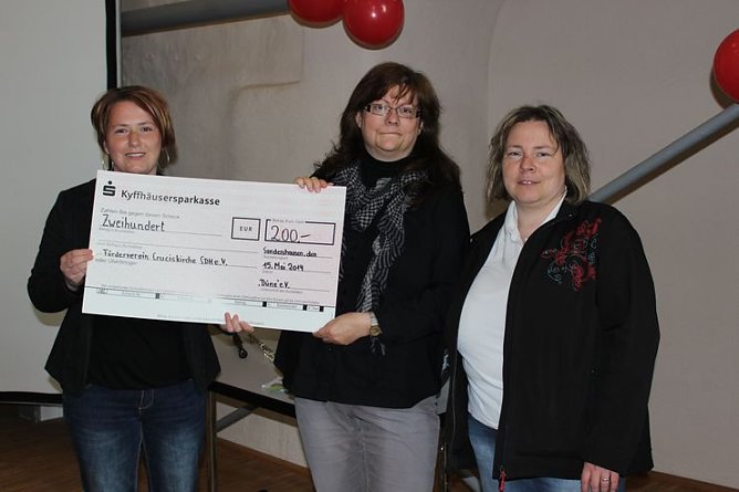 Dank an den F&ouml;rderverein (Foto: Karl-Heinz Herrmann)