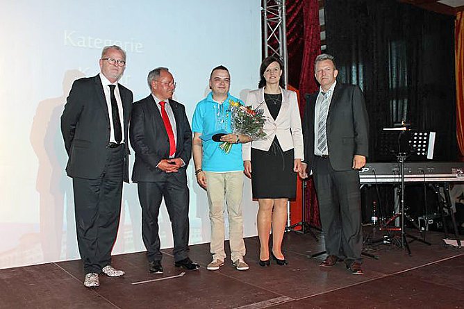 Ehrenamtspreise verliehen (1) (Foto: Karl-Heinz Herrmann) Ehrenamtspreise verliehen (1) (Foto: Karl-Heinz Herrmann)