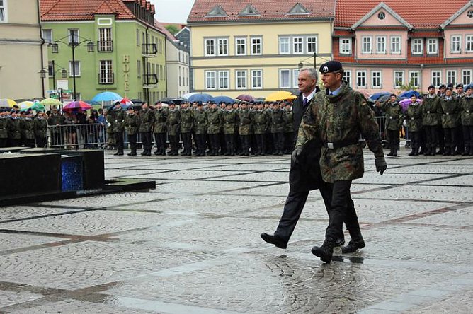 Öffentliche Vereidigung in Sondershausen (Foto: Karl-Heinz Herrmann) Öffentliche Vereidigung in Sondershausen (Foto: Karl-Heinz Herrmann)