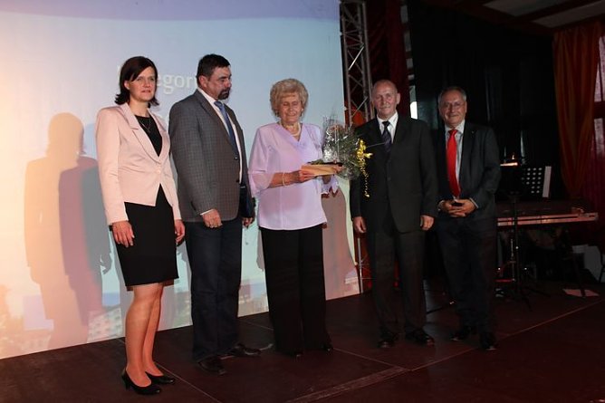 Vorstellung der Preisträger des Kyffhäuser Ehrenamtspreises 2014 (3) (Foto: Karl-Heinz Herrmann) Vorstellung der Preisträger des Kyffhäuser Ehrenamtspreises 2014 (3) (Foto: Karl-Heinz Herrmann)