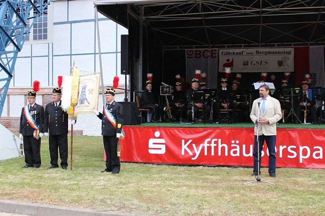 Mit Frühschoppen gestartet (Foto: Karl-Heinz Herrmann) Mit Frühschoppen gestartet (Foto: Karl-Heinz Herrmann)
