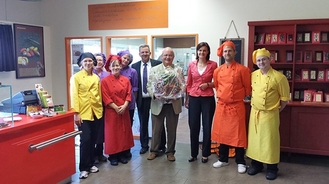 Bei Besuch gratuliert (Foto: Landratsamt Kyffh&auml;userkreis)