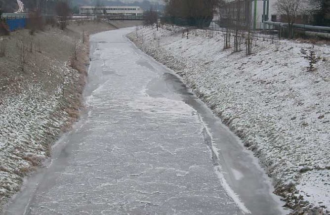 Wipper zugefroren (Foto: Karl-Heinz Herrmann)