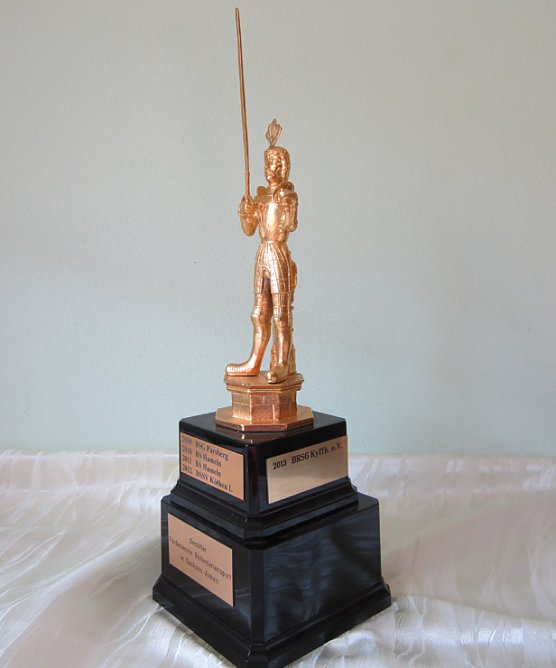 Pokal gesichert (Foto: Landratsamt Kyffhäuserkreis) Pokal gesichert (Foto: Landratsamt Kyffhäuserkreis)