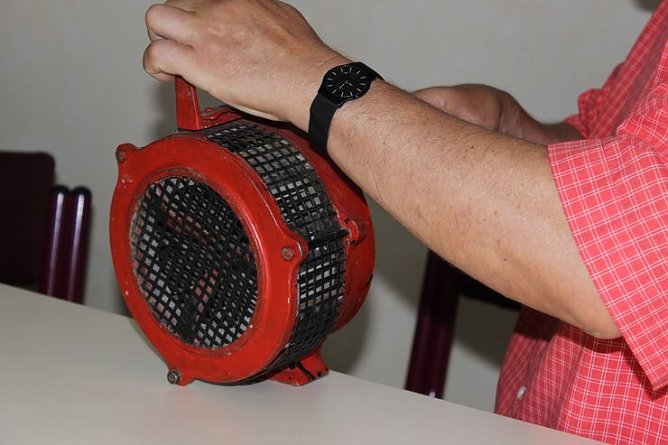 Handsirene überflüssig (Foto: Karl-Heinz Herrmann) Handsirene überflüssig (Foto: Karl-Heinz Herrmann)