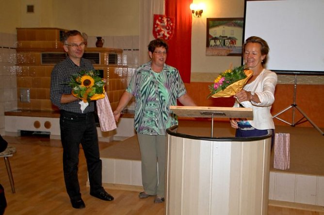 Vor Ort zu Hause - Heimat Thüringen (Foto: Wahlkreisbüro Gudrun Holbe) Vor Ort zu Hause - Heimat Thüringen (Foto: Wahlkreisbüro Gudrun Holbe)